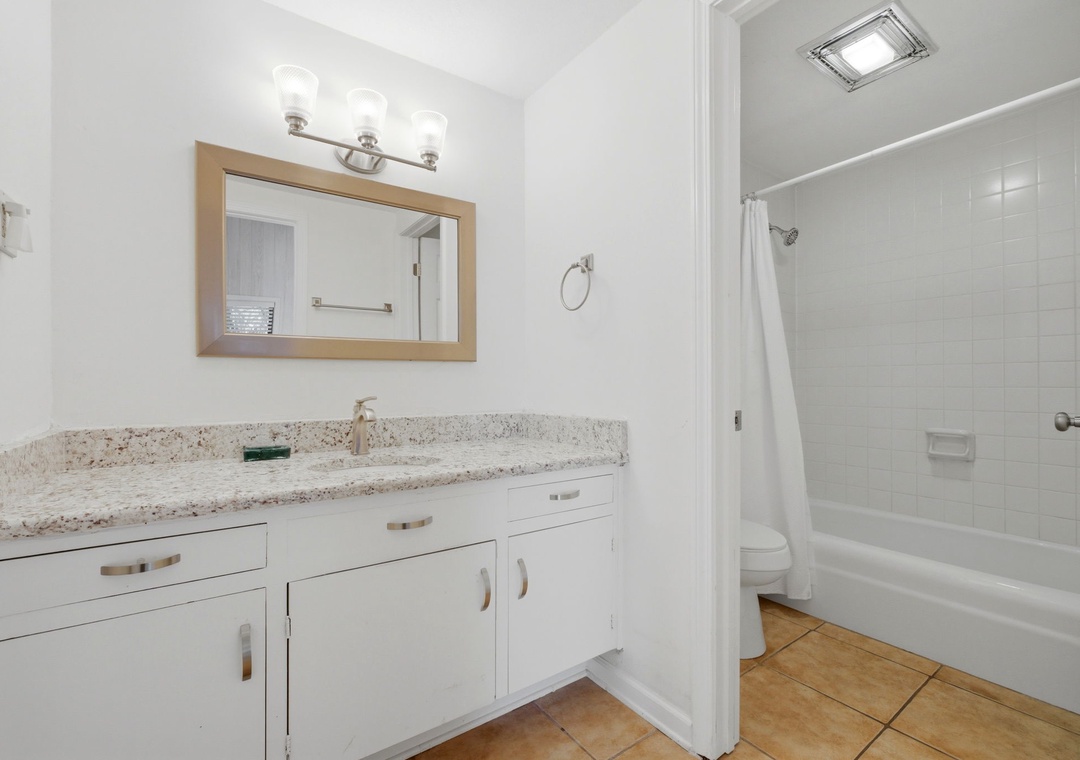 Tobin House- Bathroom 3
