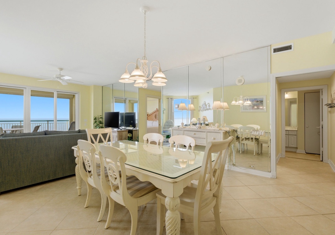 Beach Colony W6B- Dining Room to Living Room & TV