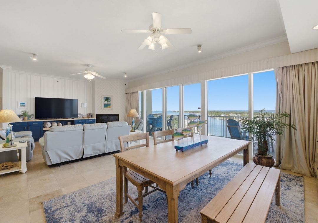 Sailmaker 901- Dining Area to Living Room & Balcony