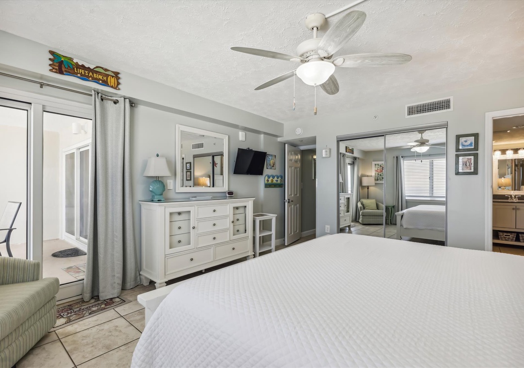 interior-primary bedroom-123041126