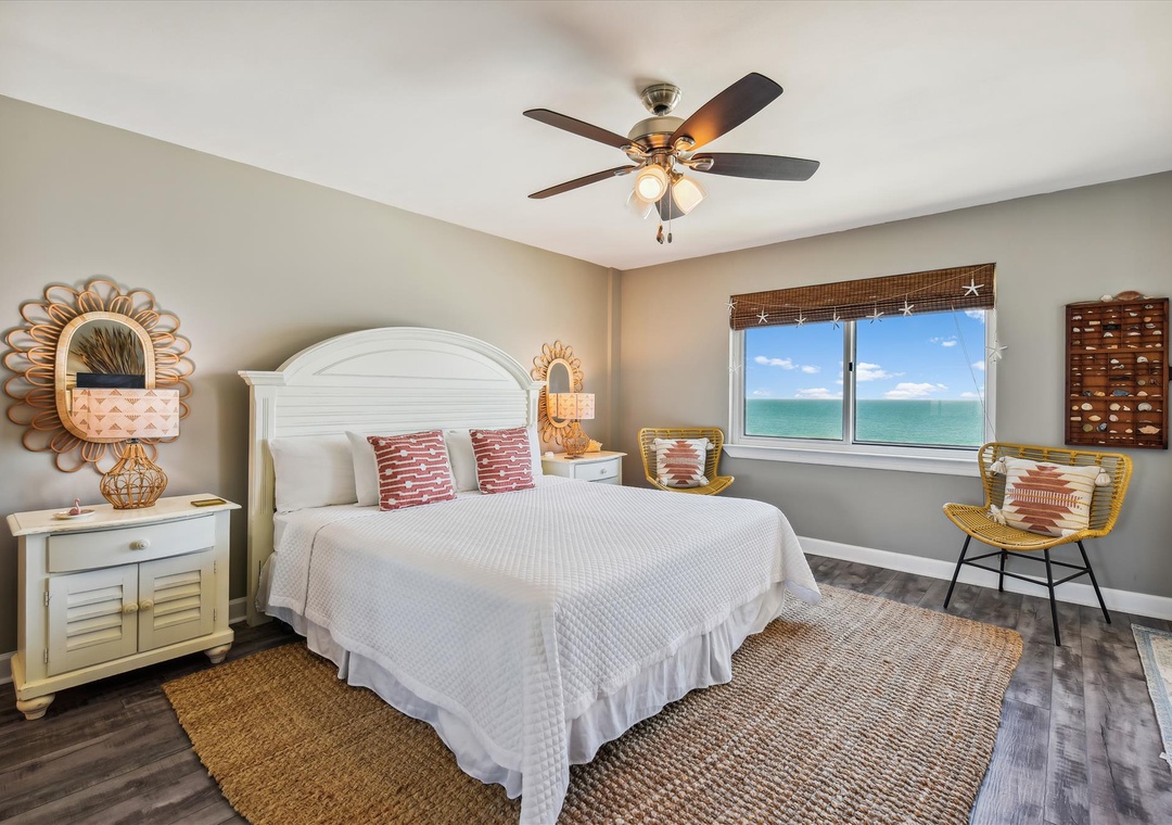 Sandy Key 831 Guest Bedroom #1