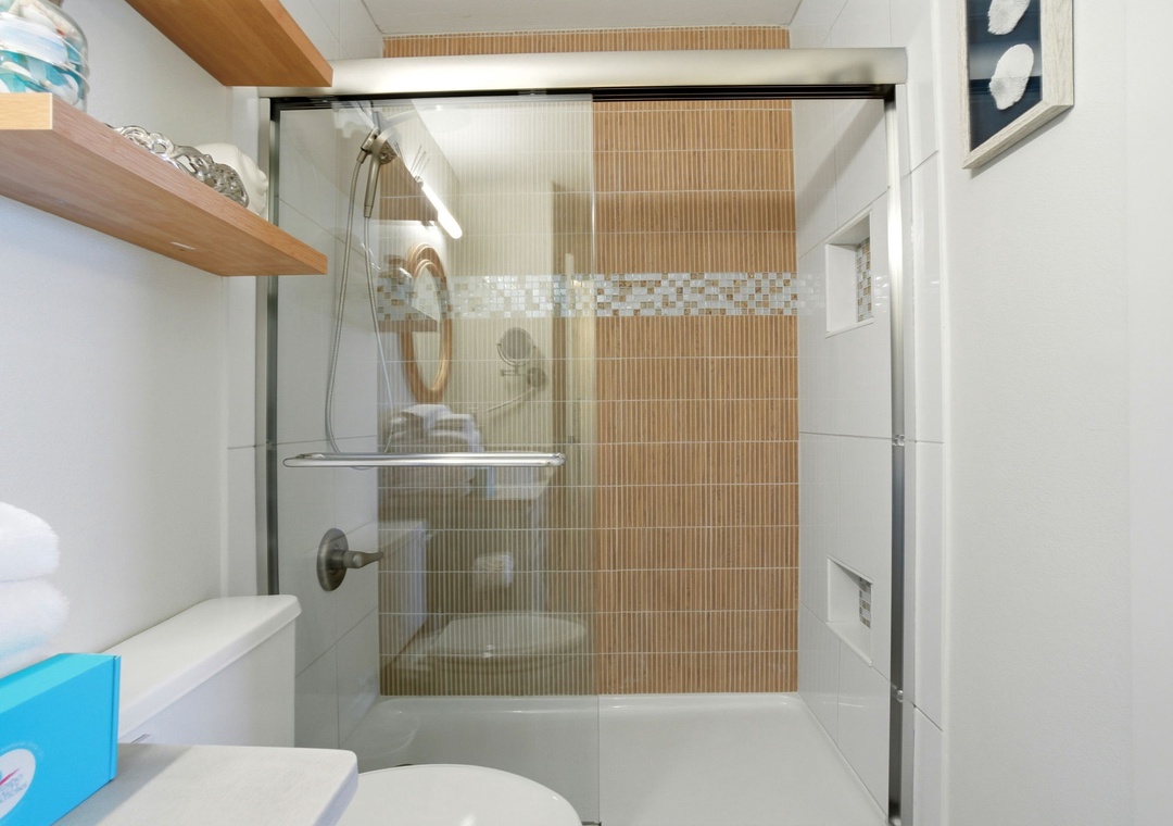 Grand Caribbean 411W- Bathroom