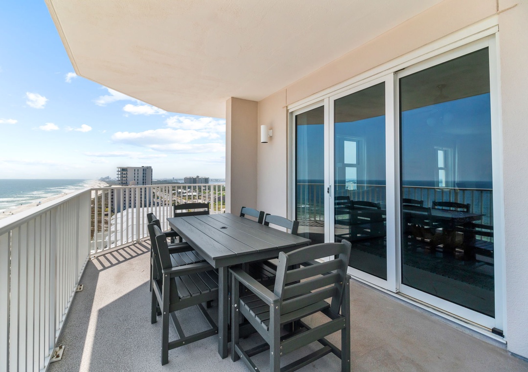 Windemere 1008- Expansive Balcony Views to the West