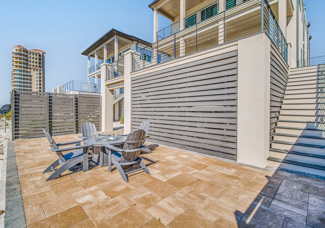 Vivianna #11- Third Floor - Ground