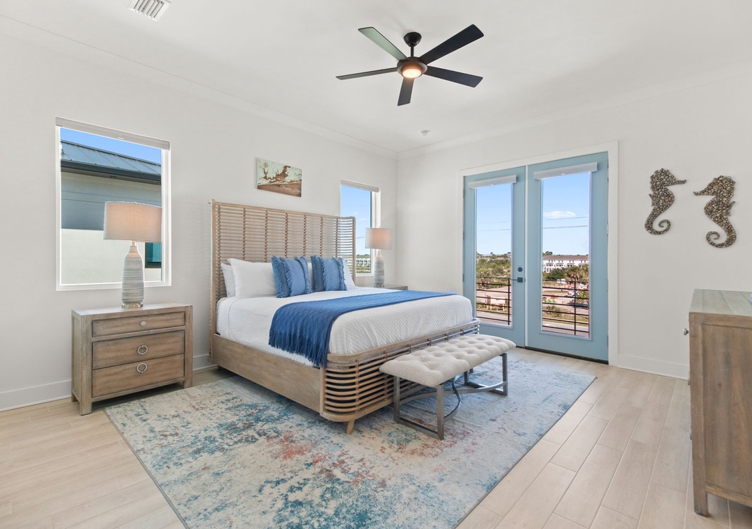 Vivianna #11- Third Floor - Primary Bedroom