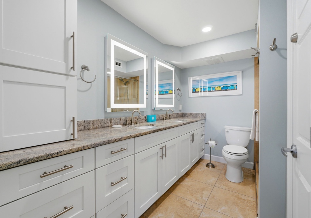Sandy Key 718- Bathroom 1