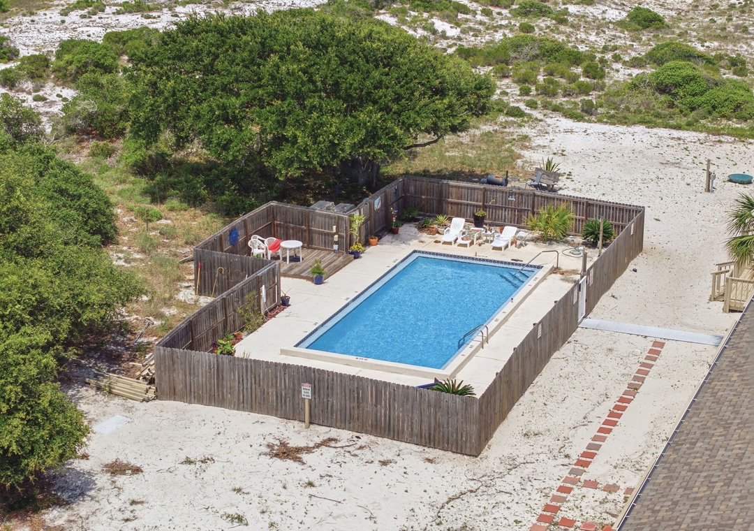 North Lost Key Landing- Pool