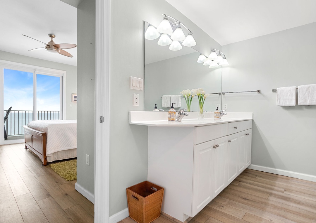 Windemere 803 - Bedroom 1