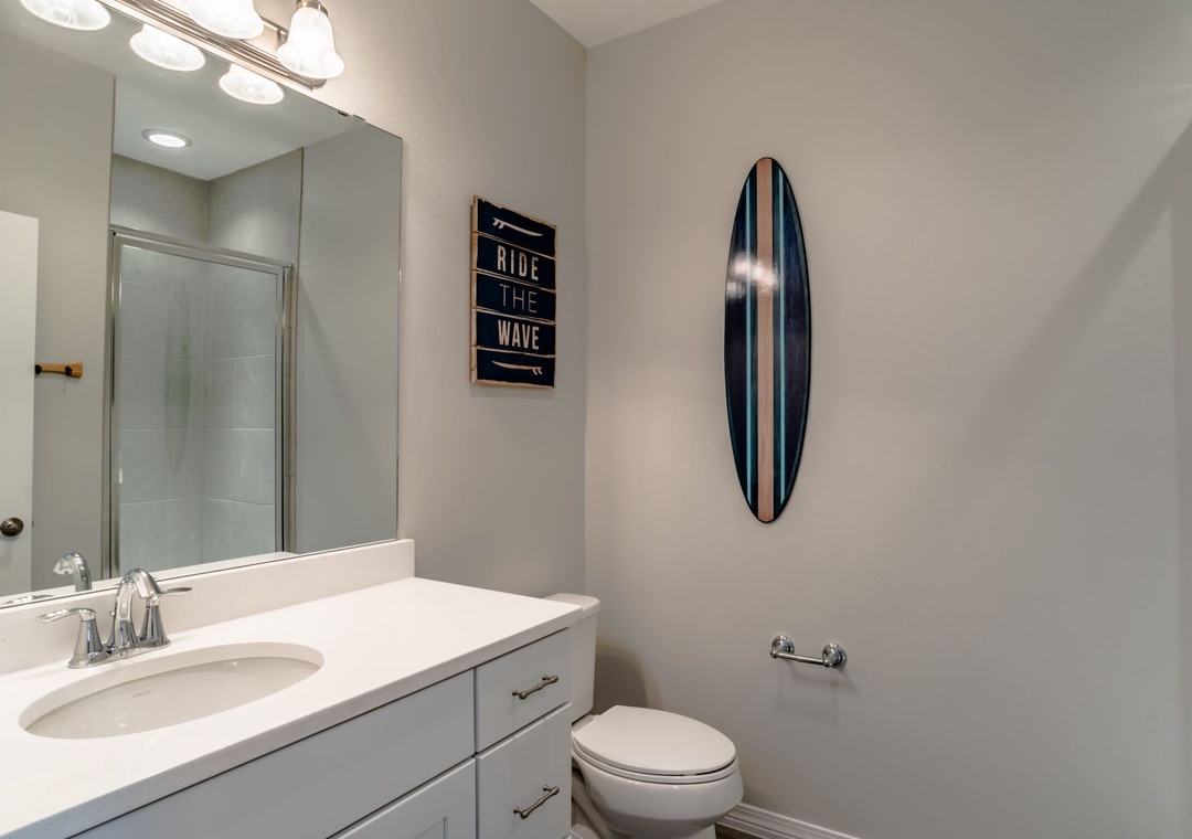 Lost Key Coastal Pointe Guest Bathroom #4
