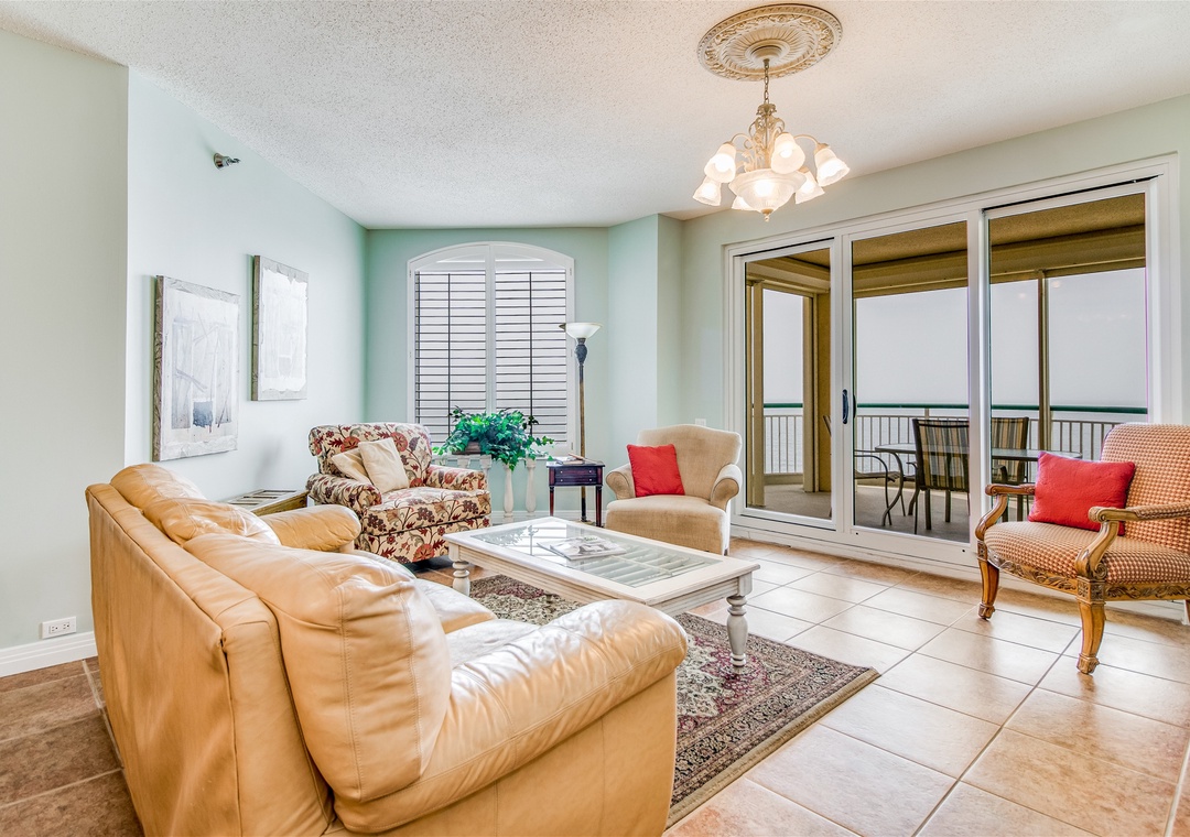 Beach Colony Tower PH2B (17B)