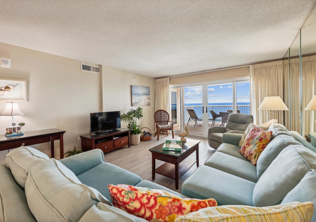 sandykey735mainliving area18a1648