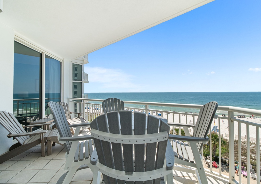 Palacio 404 Gorgeous Beach Views from Balcony