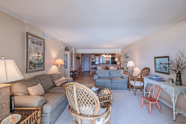 Sandy Key 338 Living Room and Dining Room