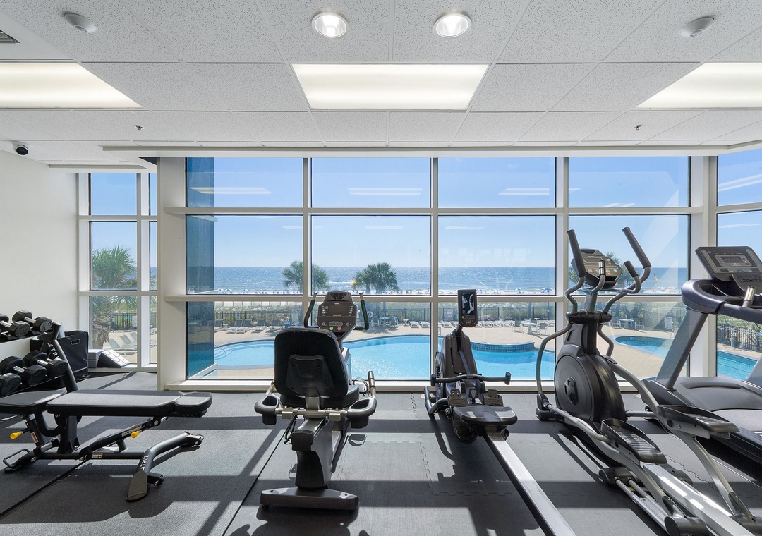 Picture yourself starting your morning with a workout overlooking turquoise waters and sunny skies. Stay motivated with ocean breezes and scenic views from this bright, fully-equipped fitness center.