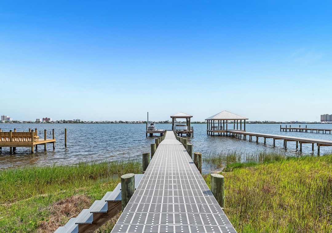 1130 Water Oaks Cir - Pier, Dock & Lagoon