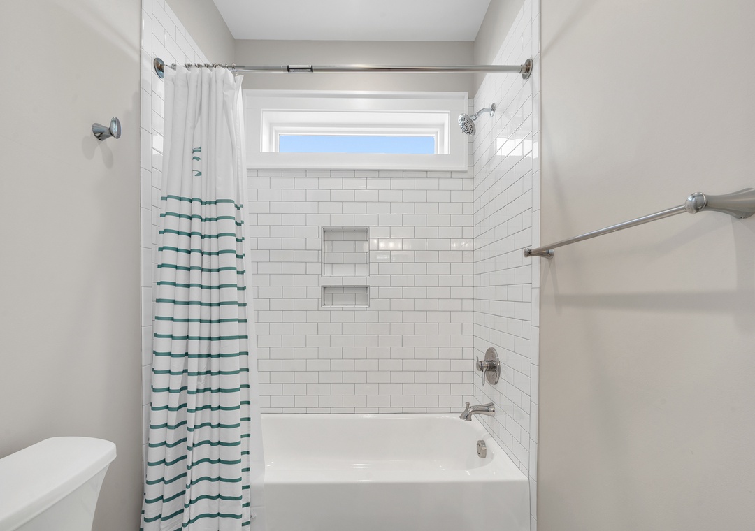 1130 Water Oaks Cir - 2nd Floor - Bathroom 3