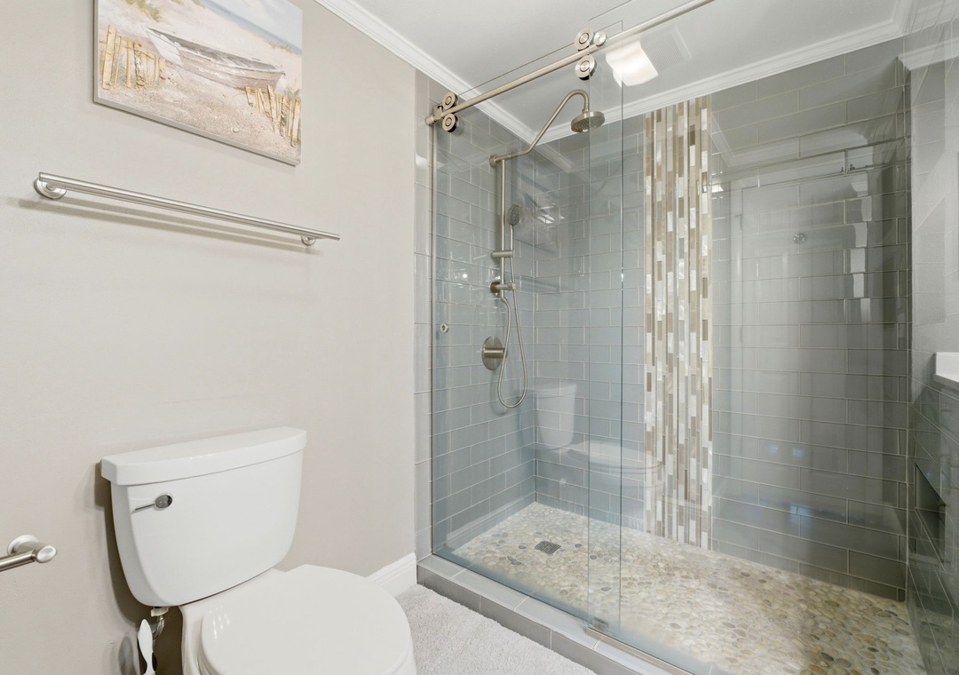 Palm Beach Club 118- Bathroom 1 Shower