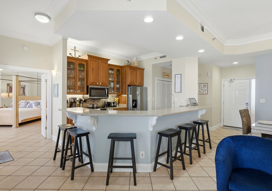 SeaChase 1104C- Bar Height Counter & Kitchen View