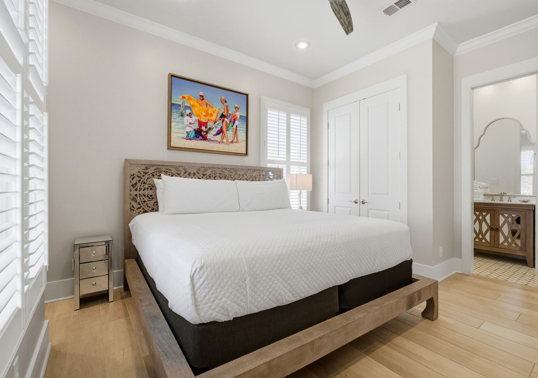 26-web-or-mls-1557-w-beach-blvd