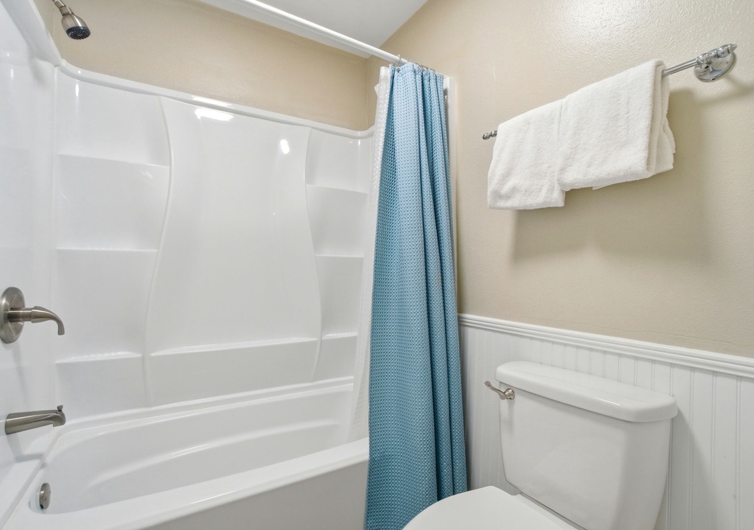 29-web-or-mls-317-e-beach-blvd-304c