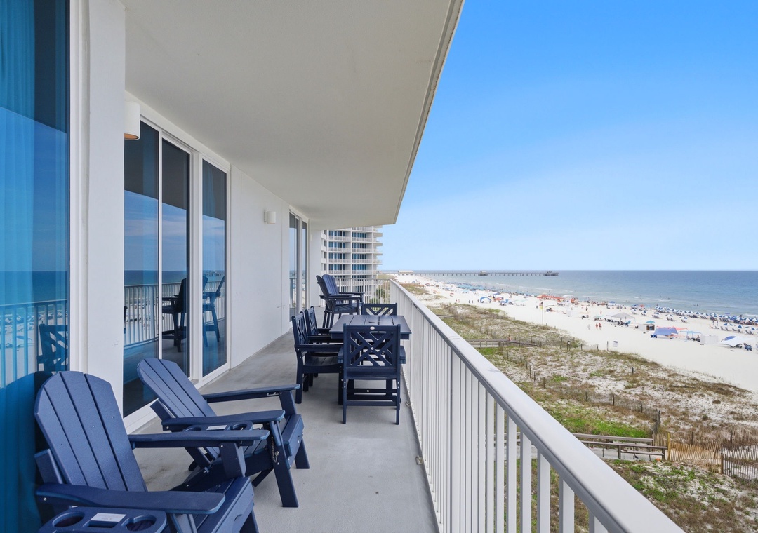 Lighthouse Condominiums 418