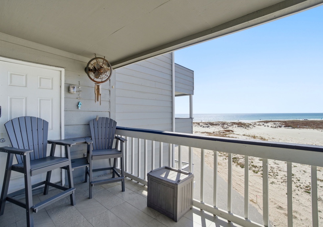 36-web-or-mls-317-e-beach-blvd-201a