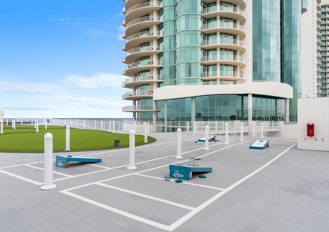 Turquoise Place- Cornhole