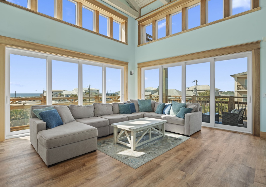 Casa de Madera Pensacola Beach- Main Floor Living Room
