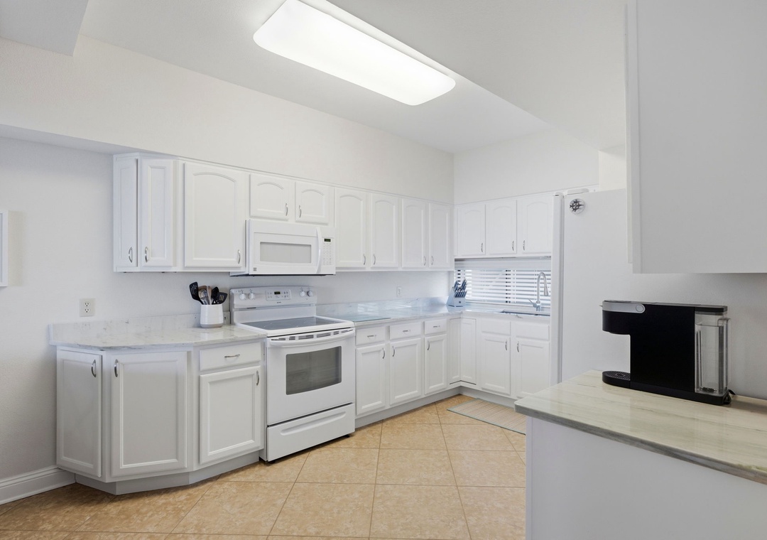 Palm Beach Club 119- View of Kitchen