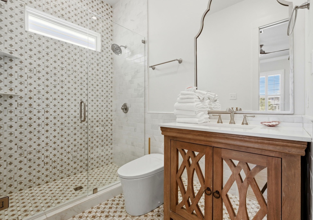 28-web-or-mls-1557-w-beach-blvd