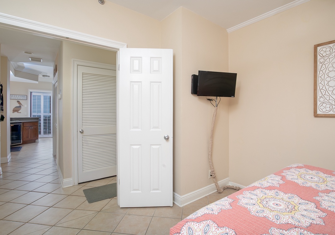 Seachase 1104C- Bedroom 2 with TV View