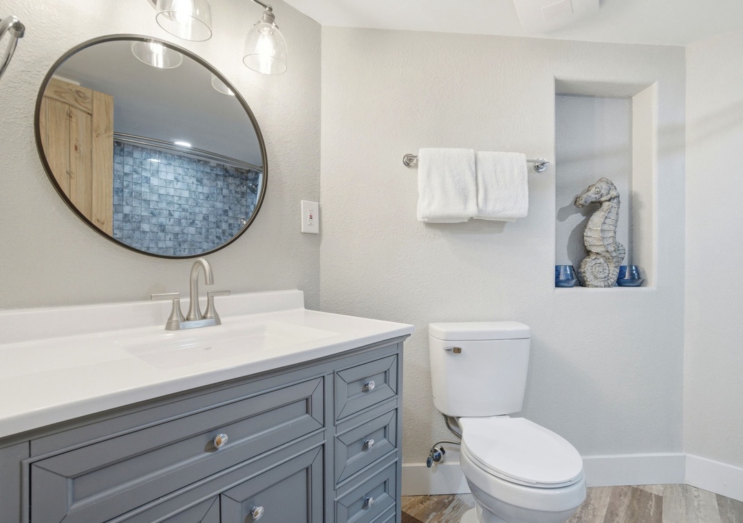 Regatta Condo 201A- Bathroom 2