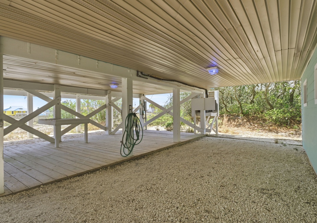 Dunestruck- Parking Under Property