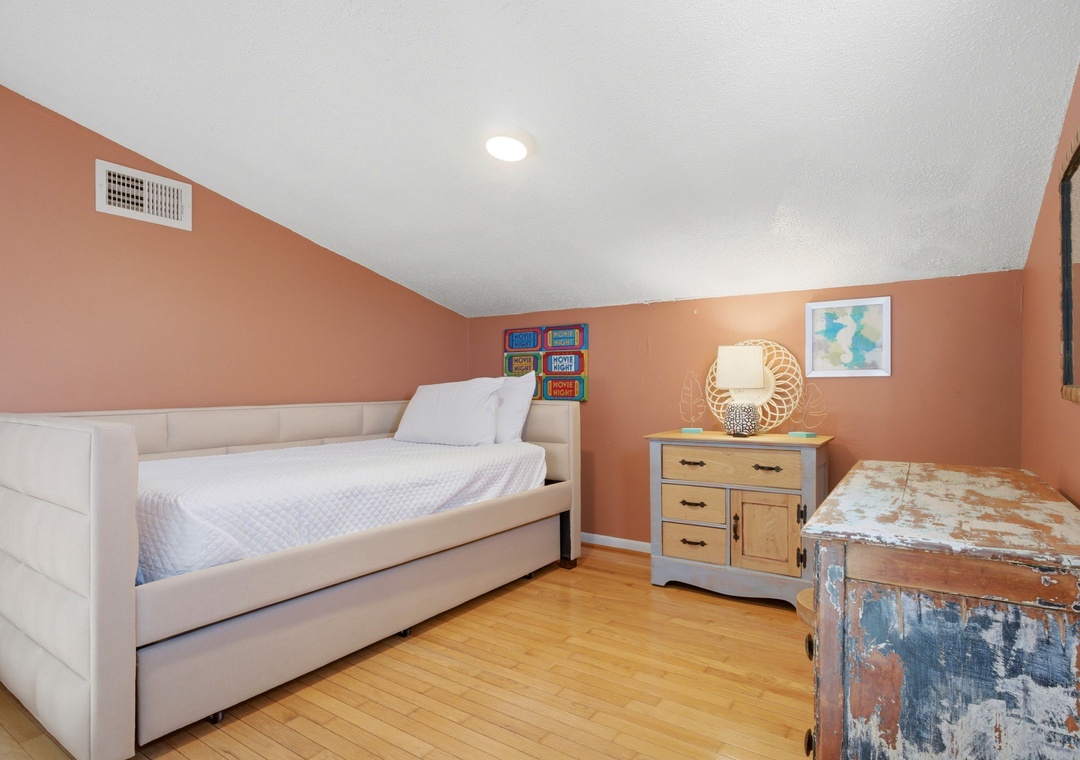 Dunestruck- Loft