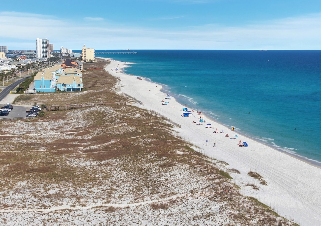 Palm Beach Club- View of Beach