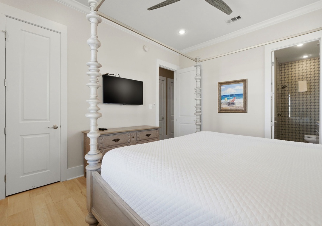 30-web-or-mls-1557-w-beach-blvd