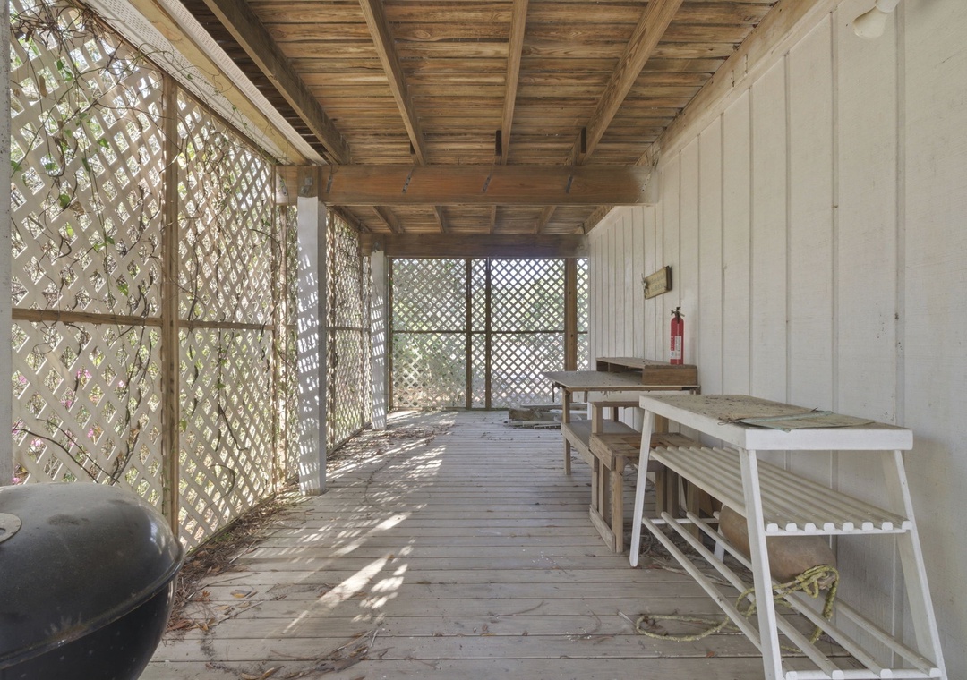 Caribbean Breezes- View of Under Property for Storage