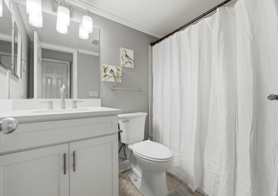 Palm Beach Club 118- Bathroom 2