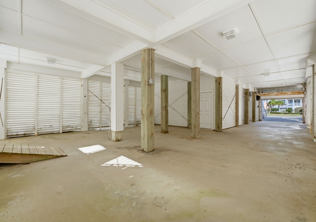 63-web-or-mls-1557-w-beach-blvd