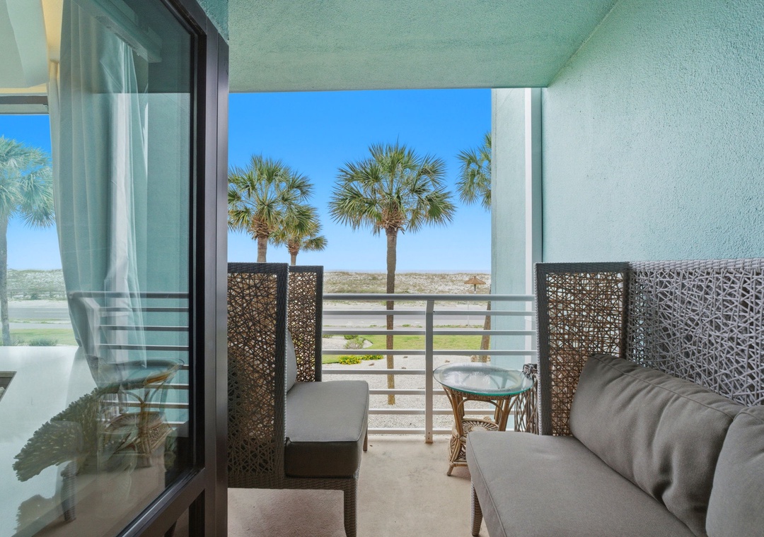 Palm Beach Club 118 - Bedroom 1 Balcony View