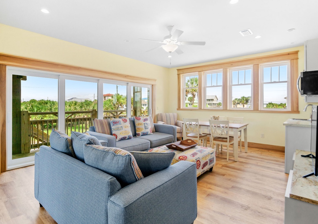 Casa de Madera Pensacola Beach- First Level Living Area with Dining