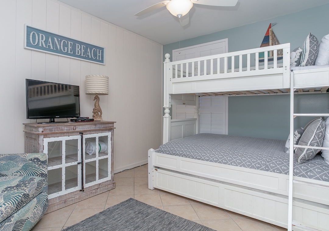 Seachase 1104C- Bedroom 3