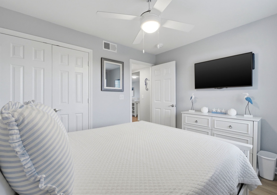 Gulf Shores Plantation 4309- Bedroom 2 & TV