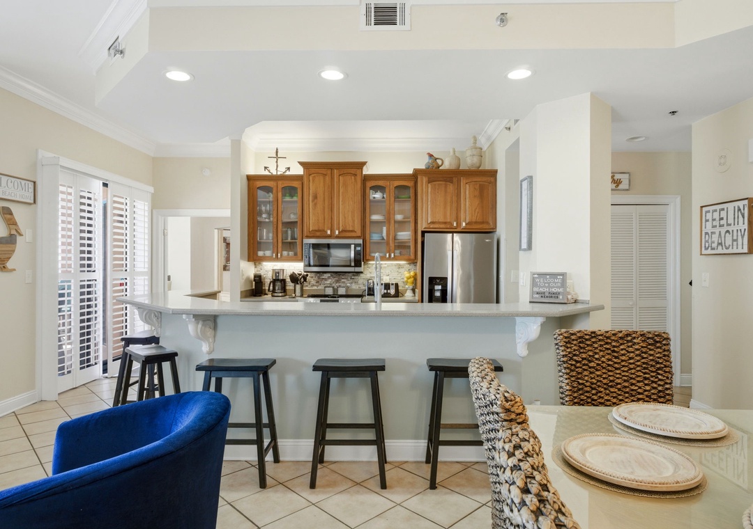 SeaChase 1104C- Bar Height Counter & Kitchen View