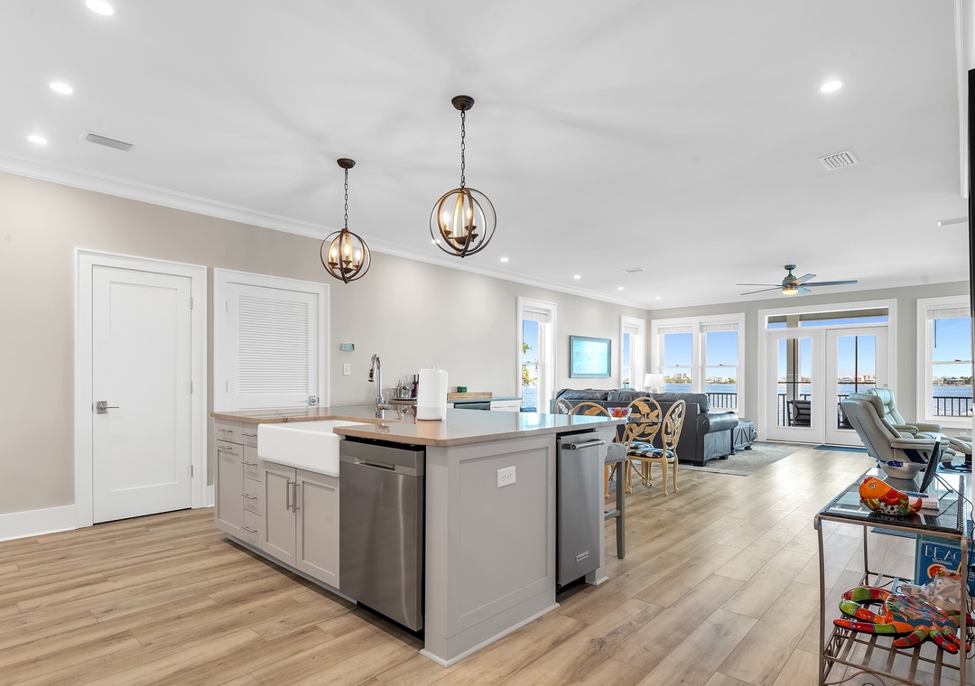 1130 Water Oaks Cir - 1st Floor - Kitchen