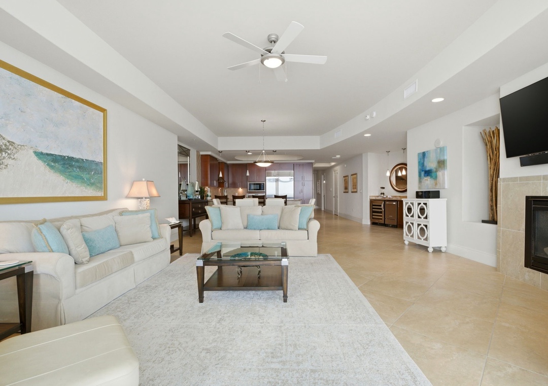 Turquoise Place 1108C- Living Room