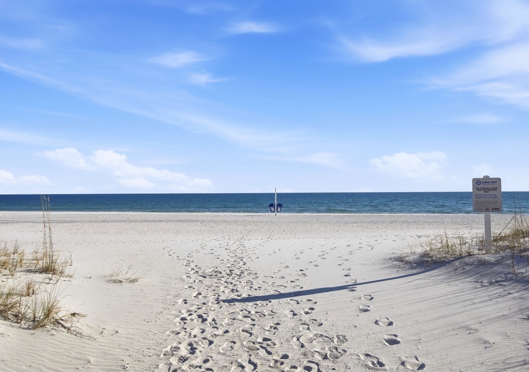 44-web-or-mls-317-e-beach-blvd-304c