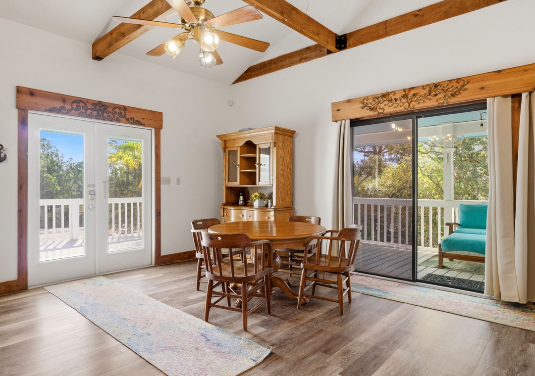 Caribbean Breezes- Dining Room & Balcony