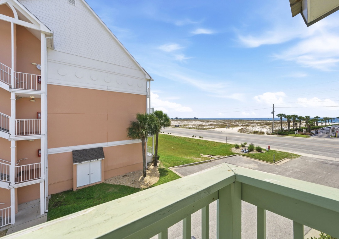 Beachwalk 4