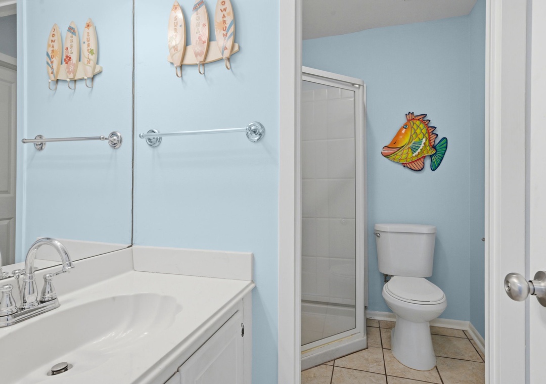 Beachwalk 5- Bathroom 1